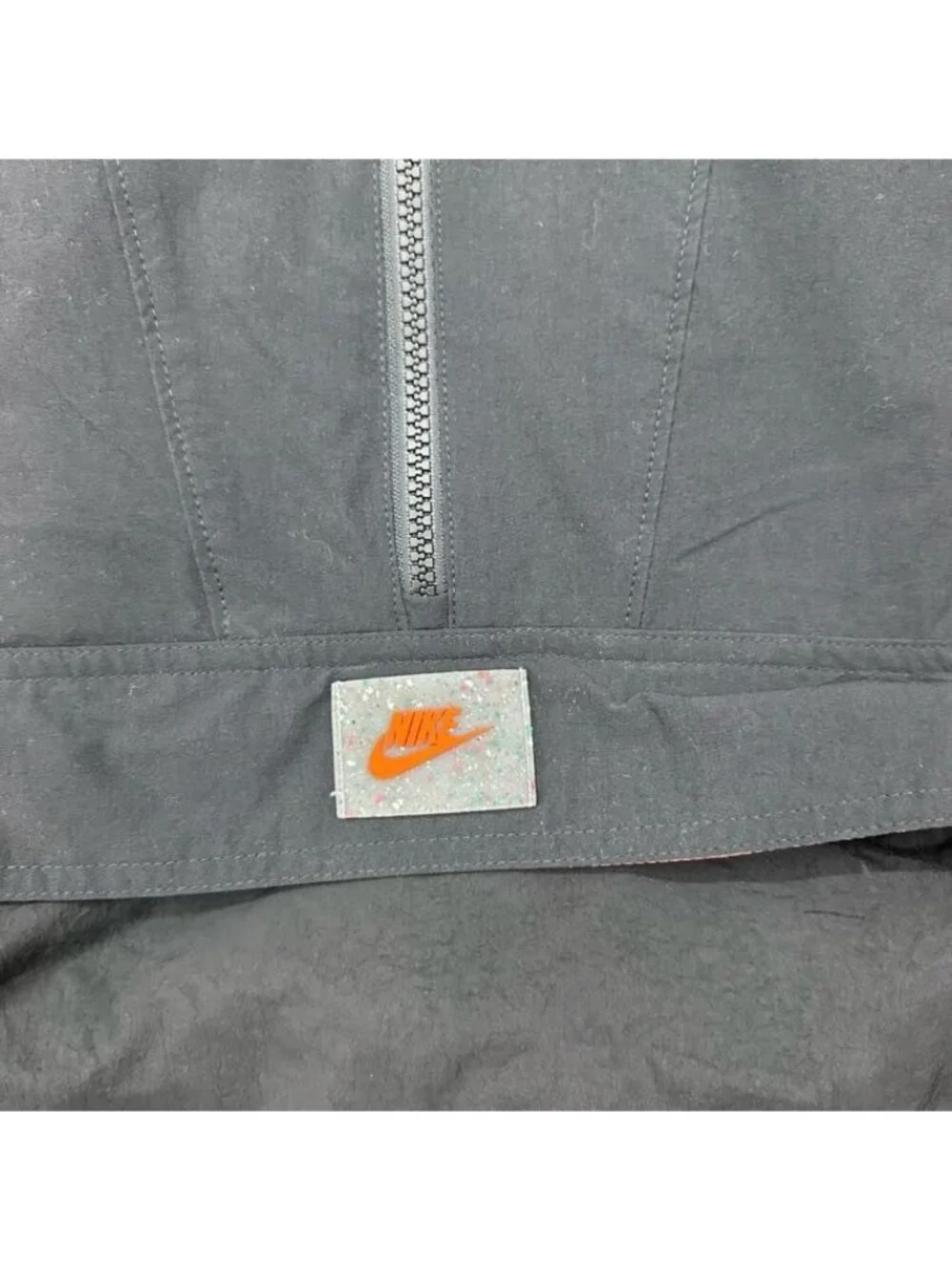 Nike Sportswear Revolution Anorak Utility Jacket DX2321-010 Womens sz Medium NEW